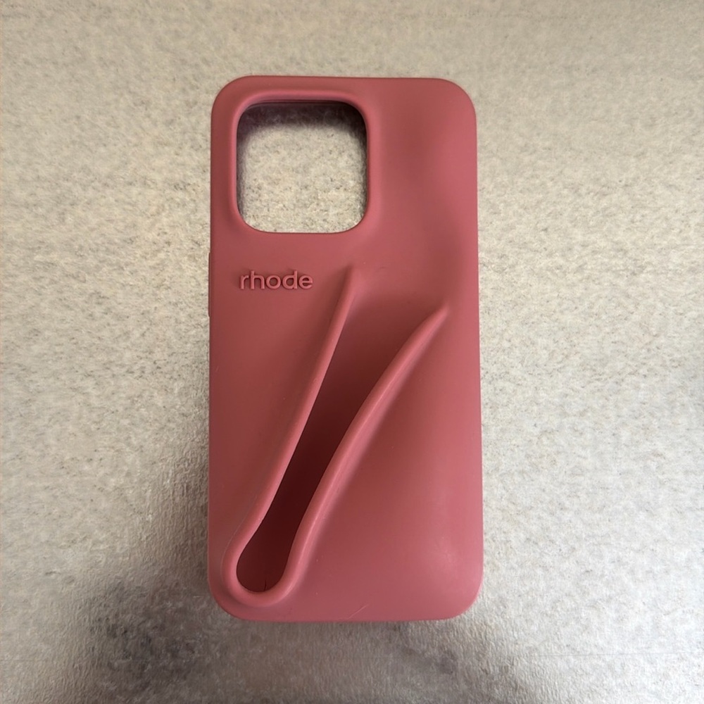 rhode salty tan case | iphone 15 pro